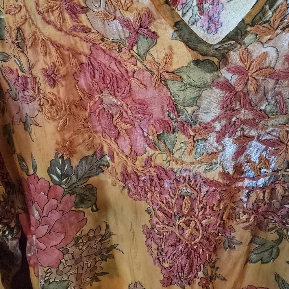 Raj Floral V-Neck Sheer Tunic Top Small - Picture 3 of 4
